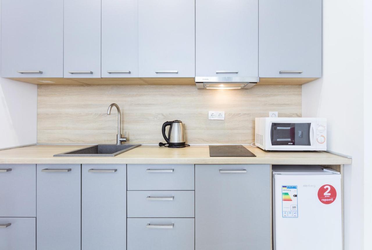 Nyvky Like Home - Studio - Apt 21 キエフ エクステリア 写真